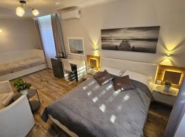 Willa-Restauracja Victoria, hotel v destinaci Ostrowiec Świętokrzyski