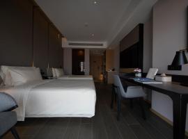 Atour Hotel Tianjin University Haiguang Temple, Hotel in Tianjin