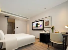 Atour Hotel Qingdao Chengyang Chunyang Road