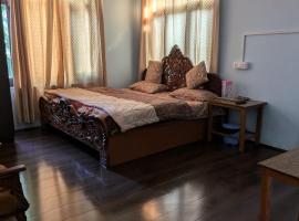 John's palace, hotel in Srinagar