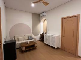Casabella Homestay 207 Batam Penuin, hotel in Nagoya