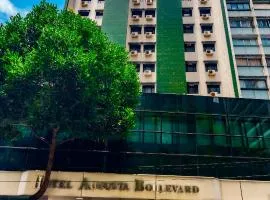 Hotel Augusta Boulevard