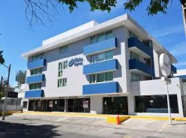 Vista Express Guadalajara Expo SureStay Collection by BW