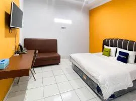 Urbanview Hotel Grand Seven One Manna