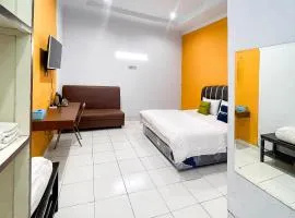 Urbanview Hotel Grand Seven One Manna