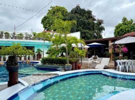 Vincent Resort Hotel, hotel in Angeles