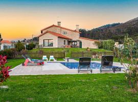 Stunning Home In Porto Do Son With Wifi, ξενοδοχείο σε Porto do Son