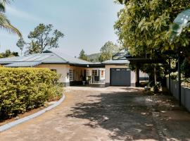 The White Rose Home, hotel v destinaci Lobomba