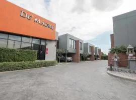 OYO 75368 Demadre Resort