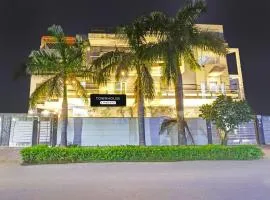 Super Townhouse Sector 49 Sohna Road