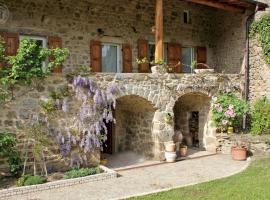 Le clos du martouret, hotel in Roisey
