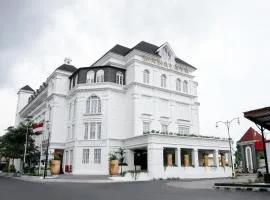 MAHALAYA The Legacy Hotel