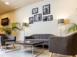 Hotel Serrano