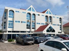 Airport West Hotel, hotel v mestu Accra
