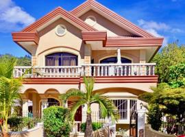 Entire House at Club Morocco Beach Club Subic,位于苏比克的酒店