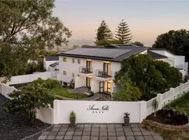 AnnaNella Boutique Hotel