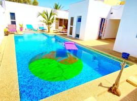 Cocotiers Nianing, hotel en Mbour