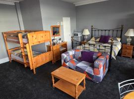 The Sands Hotel, hotel in Blackpool