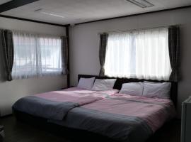 Dining Pension Ezura, ξενοδοχείο σε Shirahama