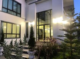 Romlaphass Boutique Villa, hotel u gradu 'Kalasin'