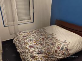 Chambre à louer à saint-herblain, hôtel à Saint-Herblain