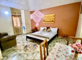 Gorilla African Guest House, hotel in Entebbe