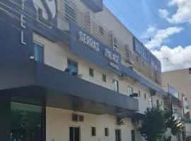 Serra's Palace Hotel