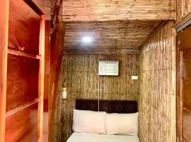 Small Deluxe Adjacent Room - Appleton Little Paradise Beach Resort & Restaurant