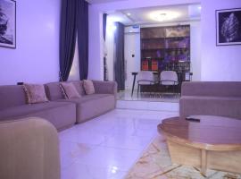 Bay Residence Cozy4BR Haven Awka, hotel em Akwa