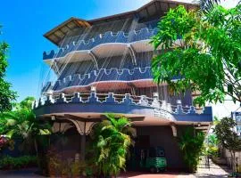 SSS HOTEL