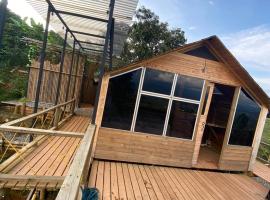 Glamping Resort Jonico Finca, hotel in Chinchiná