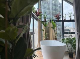 Moonlight Apartments Tirana, hotel in Tirana