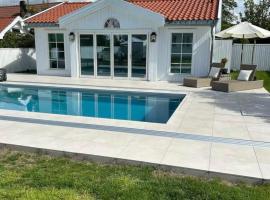 Sjøgata Hagehus, Hotel in Larvik