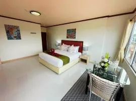 Thipurai Beach Hotel