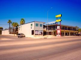 A picture of the hotel: Whispering Palms Inn