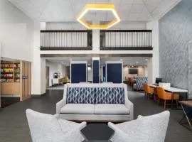 Holiday Inn Express Hotel & Suites Bentonville by IHG