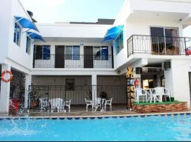 Hotel Los Delfines Melgar, hotel en Melgar