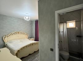 Bishkek Guest House, hotel in Bishkek