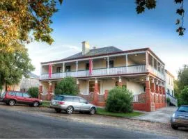 Athelstane Hotel