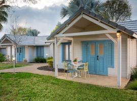 The Village- Jordan Riverside Travel Hotel, hotel v destinaci Sde Nechemja