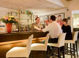 La Courneuve में, होटल Hotel Mermoz Paris Le Bourget