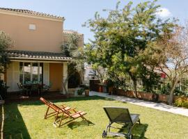 Villa Aristotle, hotel in Alepou