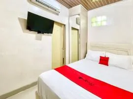 RedDoorz at Dipanegara Homestay