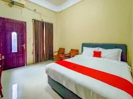 RedDoorz at Kutisari 2 Surabaya