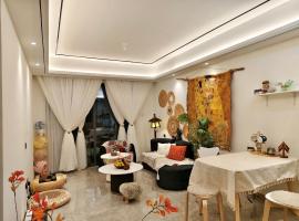 Tung Blossom House, hôtel à Kunming