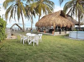 Cabaña Las Tres Palmas in San Bernardo del Viento, hotel v destinaci San Bernardo del Viento