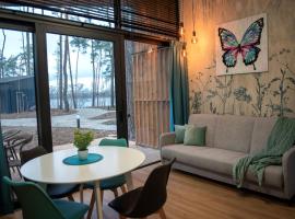 Resort&Camp Lusówko, Hotel in Lusówko