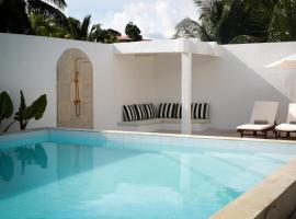 Villa Tala, ξενοδοχείο σε Tua Pejat