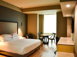 Ramada by Wyndham Mexico City Santa Fe, khách sạn ở Mexico City