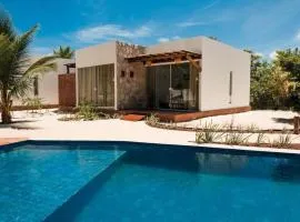 Villa Canoe Hotel